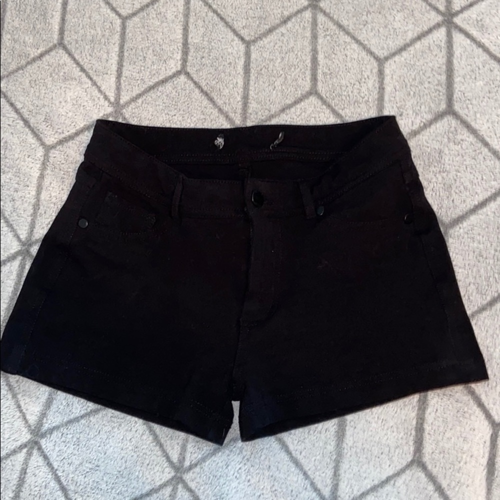 black jean shorts